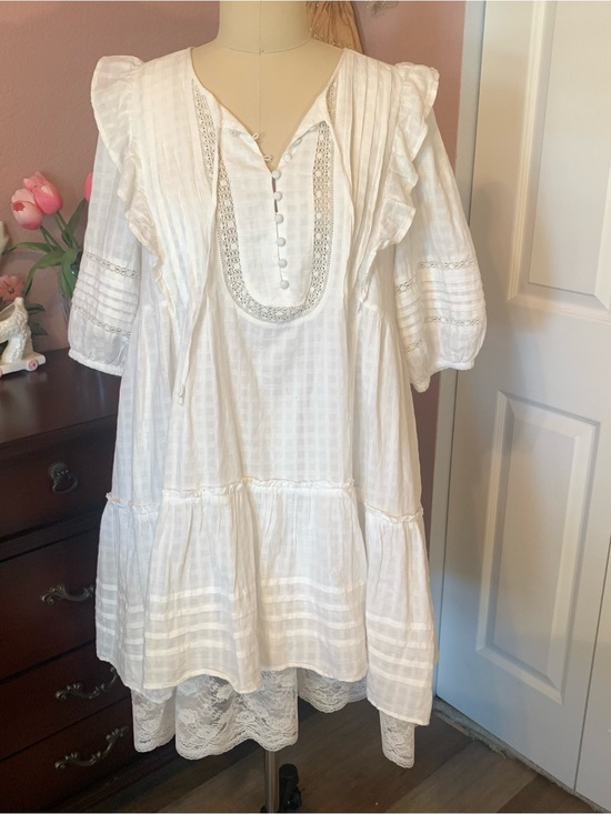 American Eagle Outfitters Dresses & Skirts - AMERICAN EAGLE OUTFITTERS White Ruffled Boho Tiered Dress